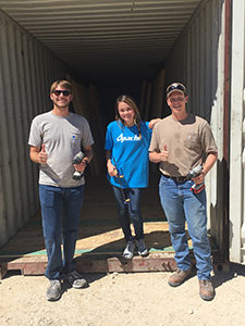 2016 TAMU-SPE Build volunteers