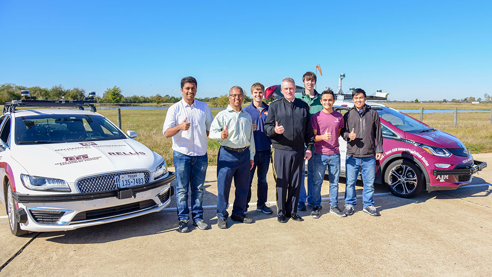 General Murray and students at RELLIS Campus.