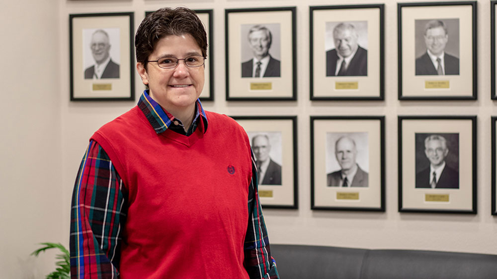 Dr. Lesley Wright, associate professor and Jana and Quentin A. Baker '78 Faculty Fellow