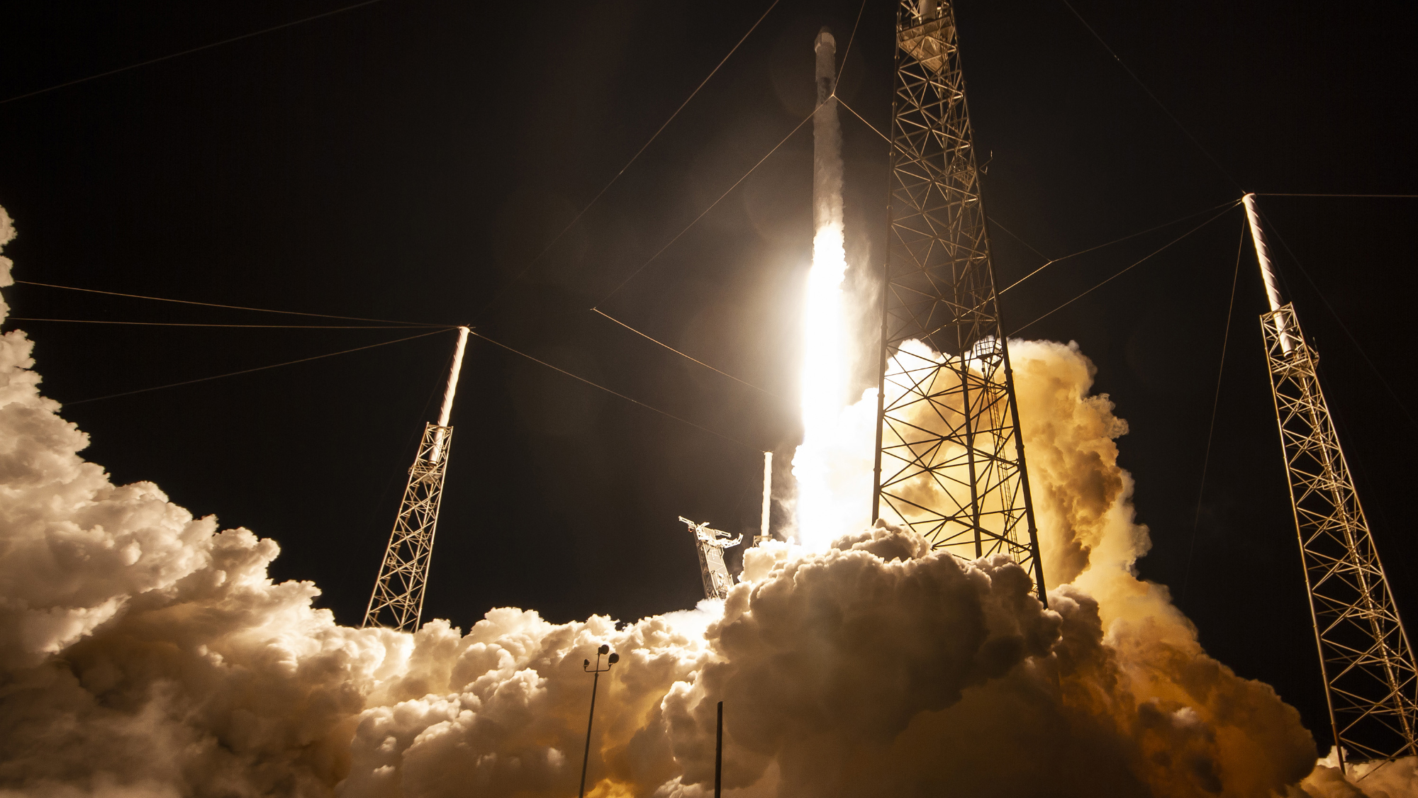 SpaceX Falcon 9 rocket launching