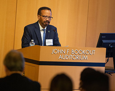 Dr. Rod Pettigrew speaking at EnMed symposium