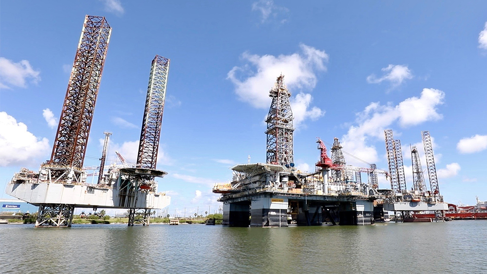 Oil platform and oil rig on the coast of Galveston. 