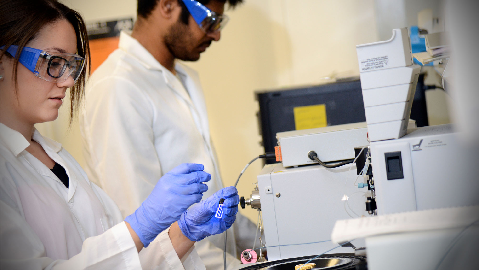 Students working in a lab