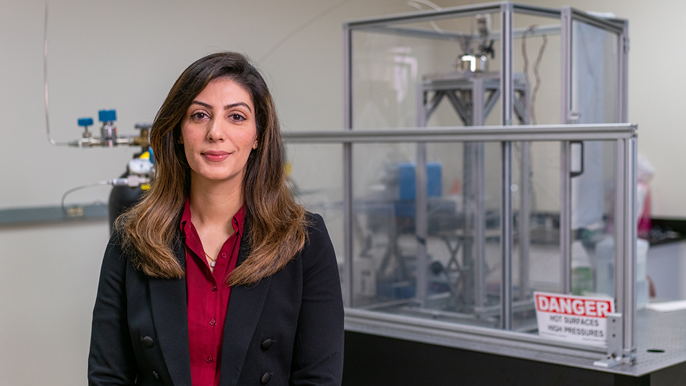 Dr. Dorrin Jarrahbashi standing in her laboratory. 