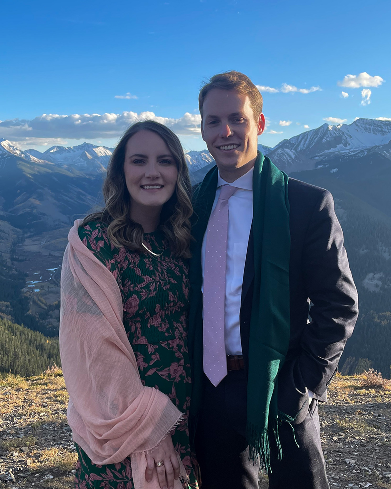 Mitchell Mesenbrink ’16 and Moriah Mesenbrink ’16 on top of a mountain.