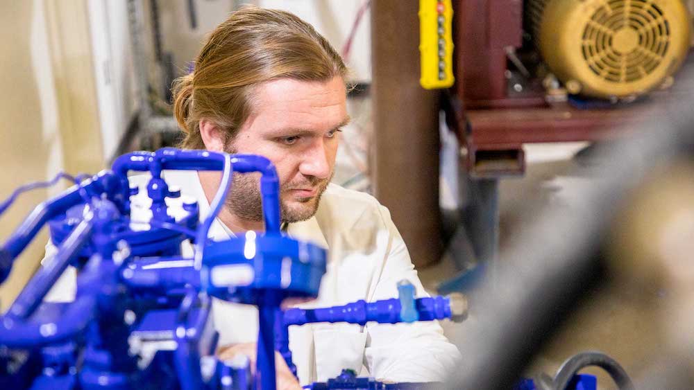 male student working in the lab.